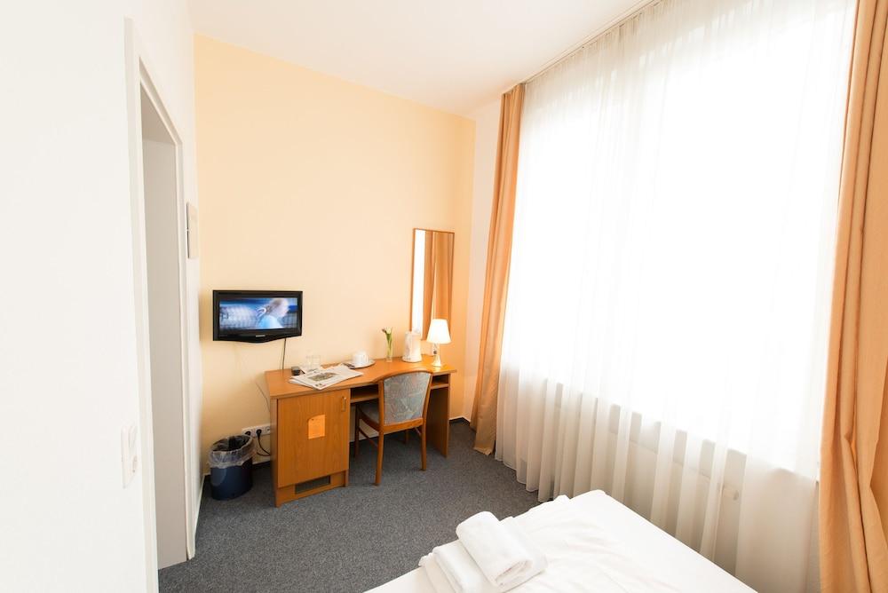 Goethe Hotel Messe By Trip Inn Fráncfort del Meno Exterior foto